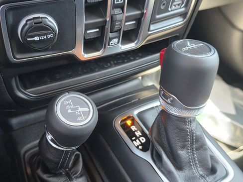 New 2026 Jeep Gladiator Sport image 18