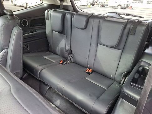 Used 2024 Subaru Ascent Touring w/ Popular Package #2 AWD/4WD image 14