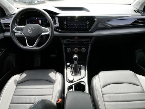 Certified 2023 Volkswagen Taos SEL AWD/4WD image 10