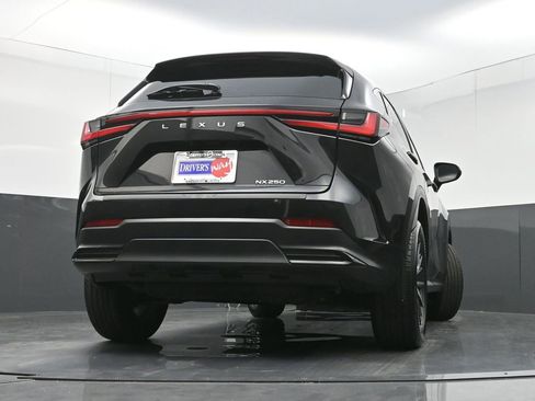 Used 2025 Lexus NX 250 FWD w/ Towing Package (2000 Lbs) image 29