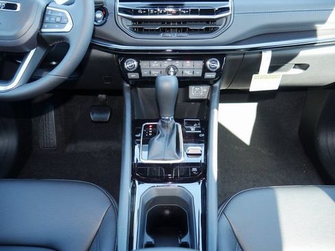 New 2026 Jeep Compass Limited AWD/4WD image 15