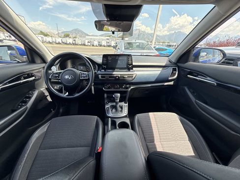 Used 2021 Kia Seltos S AWD/4WD image 15