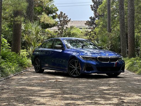 Used 2020 BMW M340i xDrive image 3