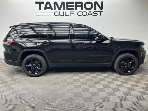 Used 2024 Jeep Grand Cherokee L Limited w/ Luxury Tech Group II AWD/4WD image 4