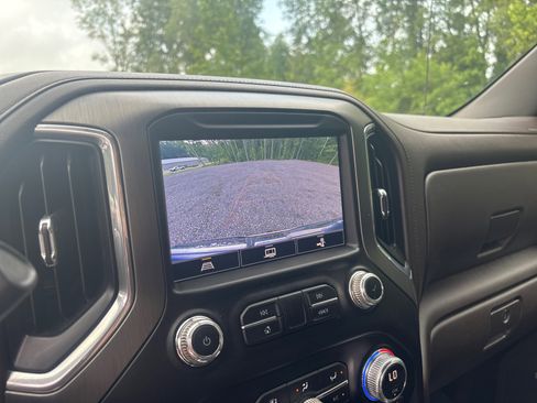 Used 2022 GMC Sierra 1500 Denali w/ Denali Premium Package image 48