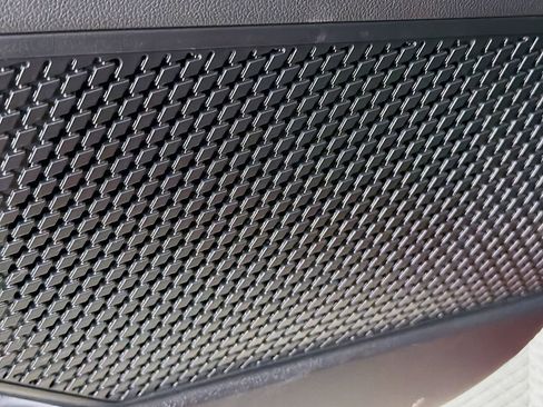 Used 2025 Hyundai Elantra SEL image 23