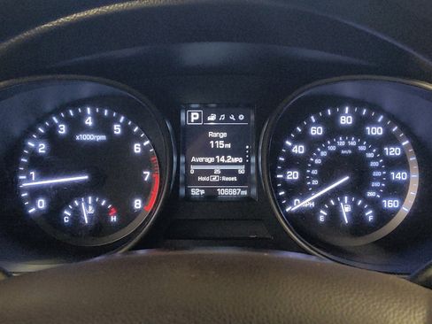 Used 2017 Hyundai Santa Fe Sport image 23