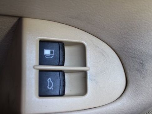 Used 2004 Volkswagen Golf GL image 19