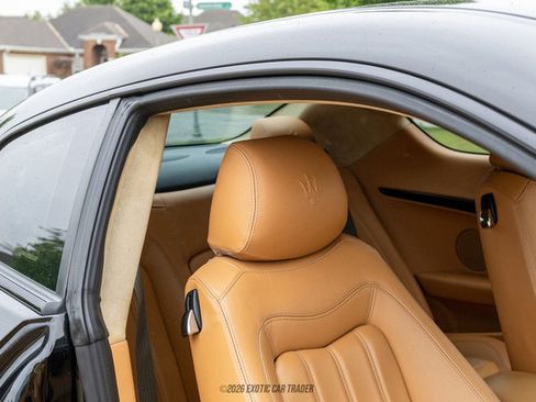 Used 2011 Maserati GranTurismo S RWD image 34