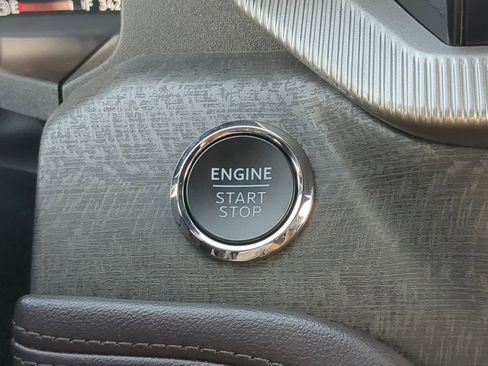 Used 2025 Ford Explorer Platinum image 30