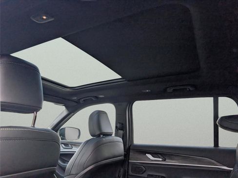 New 2026 Jeep Grand Cherokee L Limited image 31