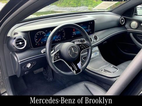 Certified 2022 Mercedes-Benz E 350 4MATIC Sedan image 20