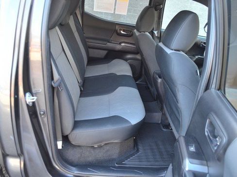 Used 2023 Toyota Tacoma TRD Sport image 34