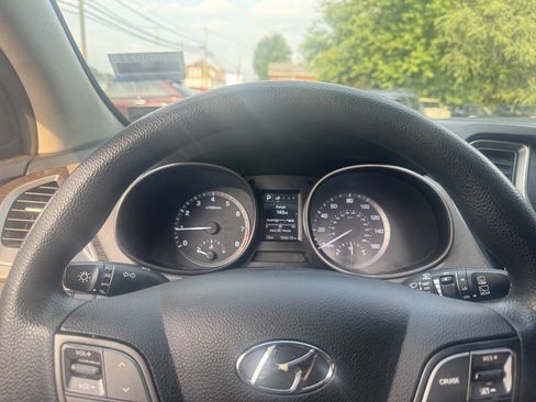 Used 2017 Hyundai Santa Fe Sport AWD/4WD image 25