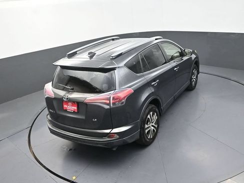 Used 2016 Toyota RAV4 LE FWD image 28