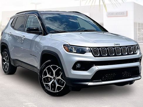 Used 2025 Jeep Compass Limited AWD/4WD image 1