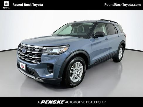 Used 2026 Ford Explorer Active RWD image 1