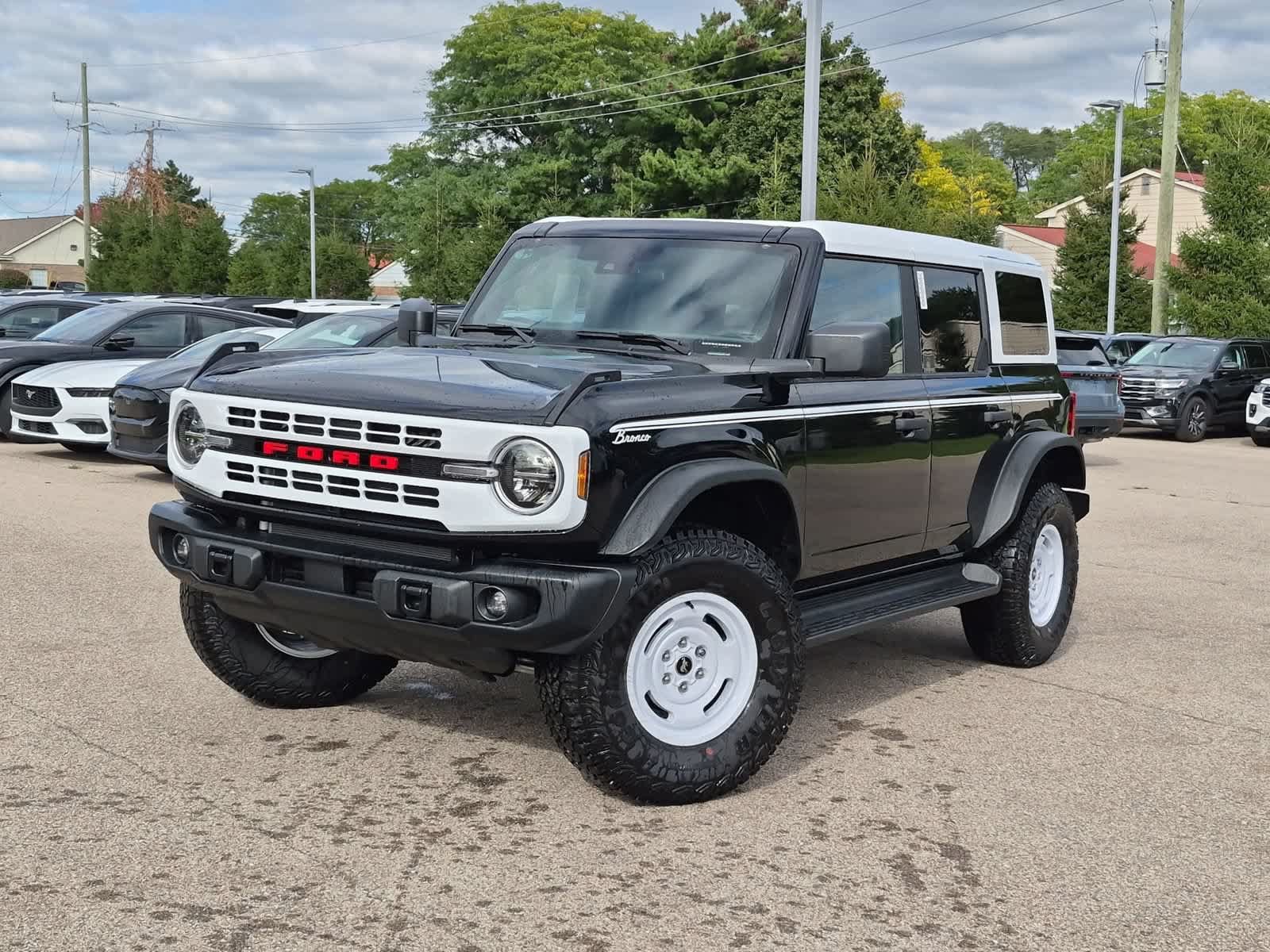New 2026 Ford Bronco Heritage Edition AWD/4WD image 1