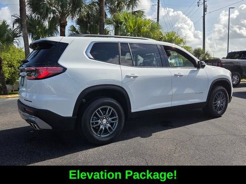 Used 2025 GMC Acadia Elevation FWD image 7