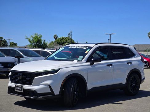 Certified 2025 Honda CR-V Sport image 3