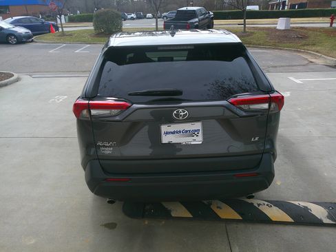 Used 2023 Toyota RAV4 LE image 13