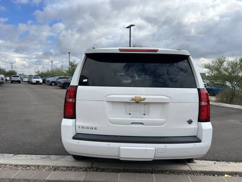 Used 2015 Chevrolet Tahoe LT w/ Luxury Package image 4