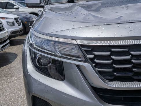 Used 2021 Kia Seltos LX AWD/4WD image 9