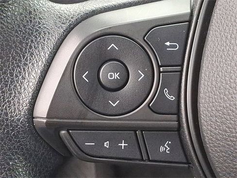 Used 2024 Toyota Corolla LE image 21