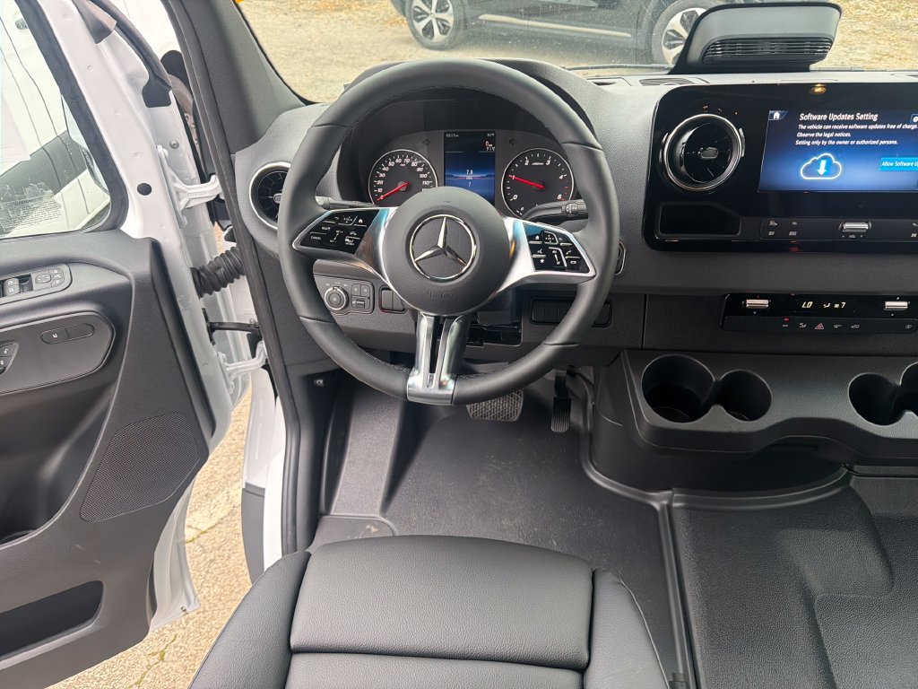 New 2026 Mercedes-Benz Sprinter 2500 image 13