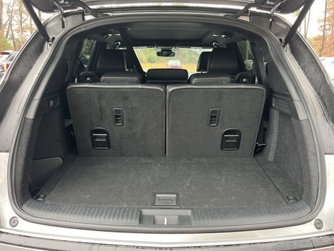 Used 2024 Acura MDX A-Spec image 32