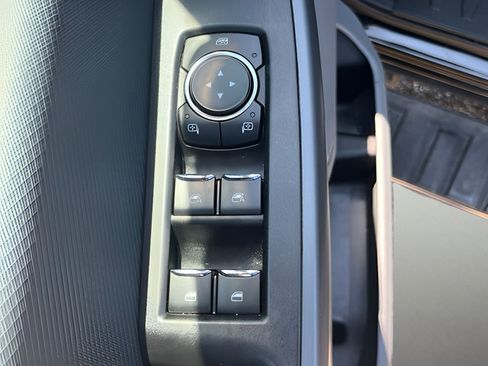 Used 2021 Ford F150 XLT RWD image 14
