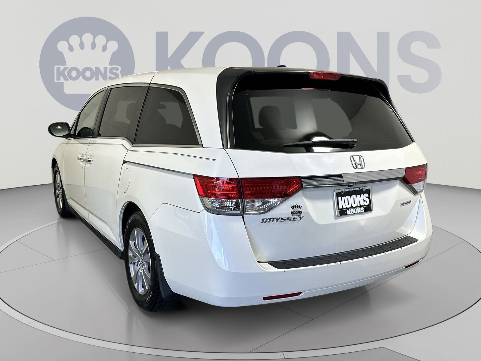 Used 2017 Honda Odyssey SE image 4