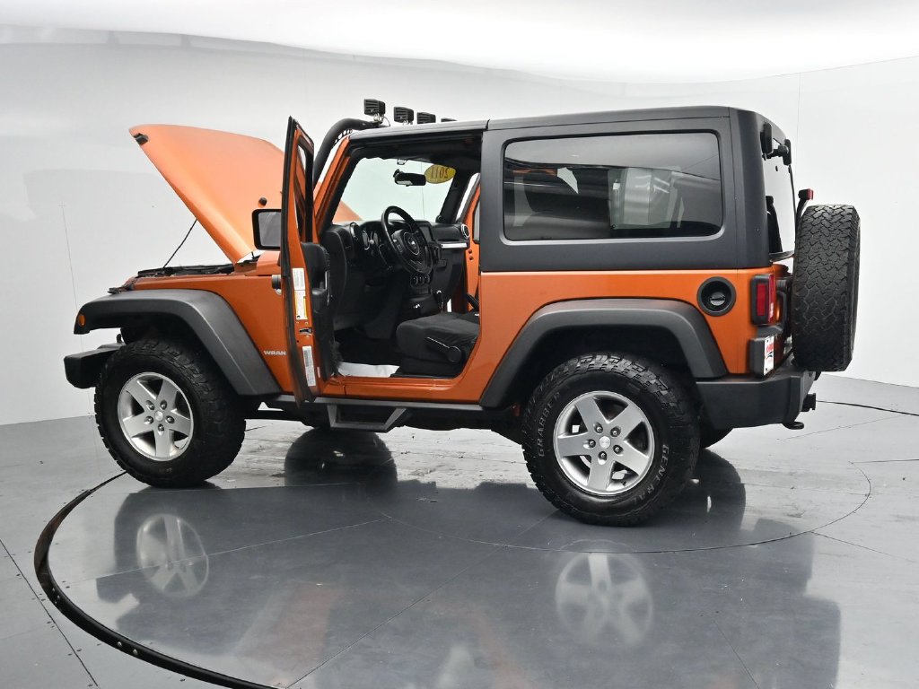 Used 2011 Jeep Wrangler Rubicon w/ Dual Top Group AWD/4WD image 39