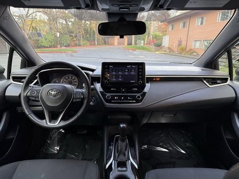 Used 2021 Toyota Corolla SE w/ Carpet Mat Package (TMS) image 13