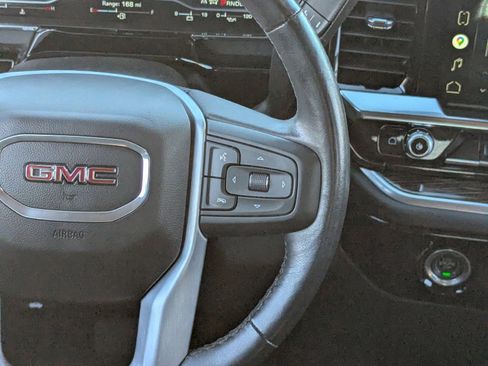 Used 2022 GMC Sierra 1500 Elevation image 21