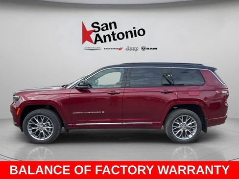 New 2025 Jeep Grand Cherokee L Summit w/ MOPAR Finishing Package AWD/4WD image 5