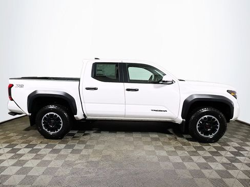 New 2026 Toyota Tacoma TRD Off-Road image 9