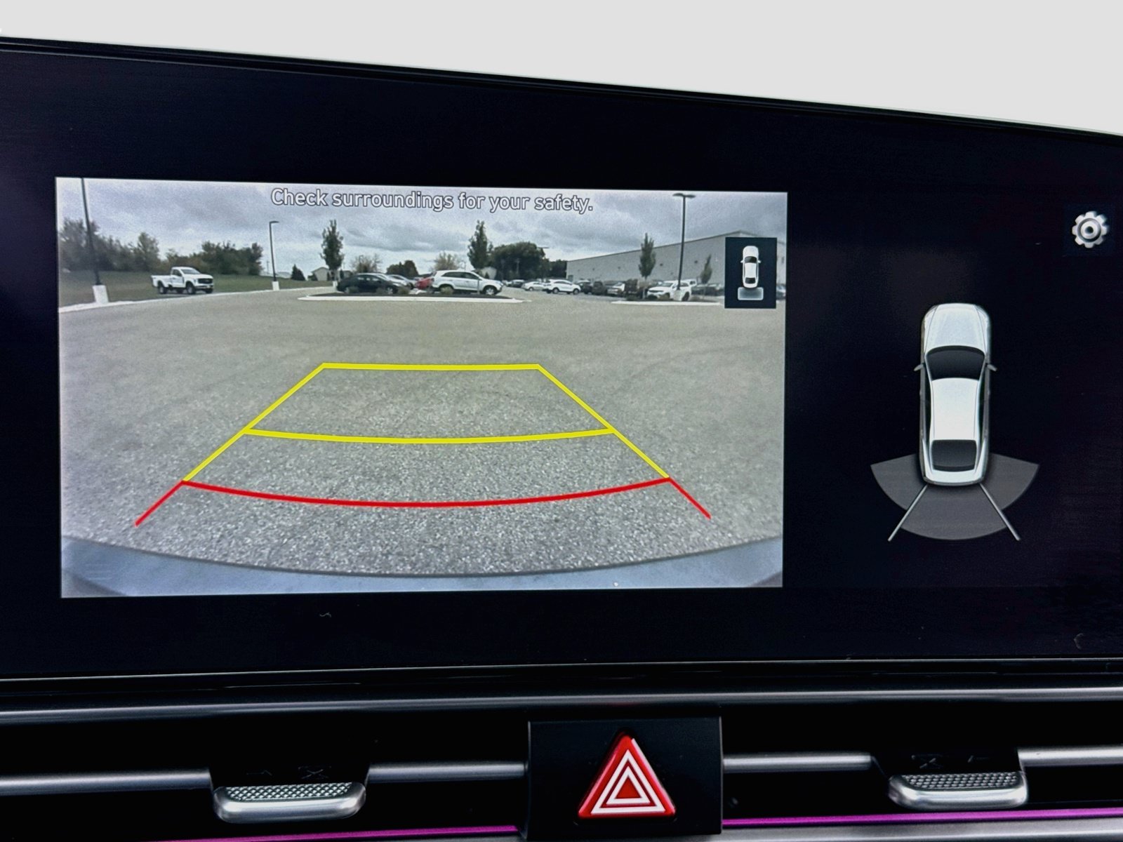 Used 2021 Hyundai Elantra Limited w/ Cargo Package FWD image 17