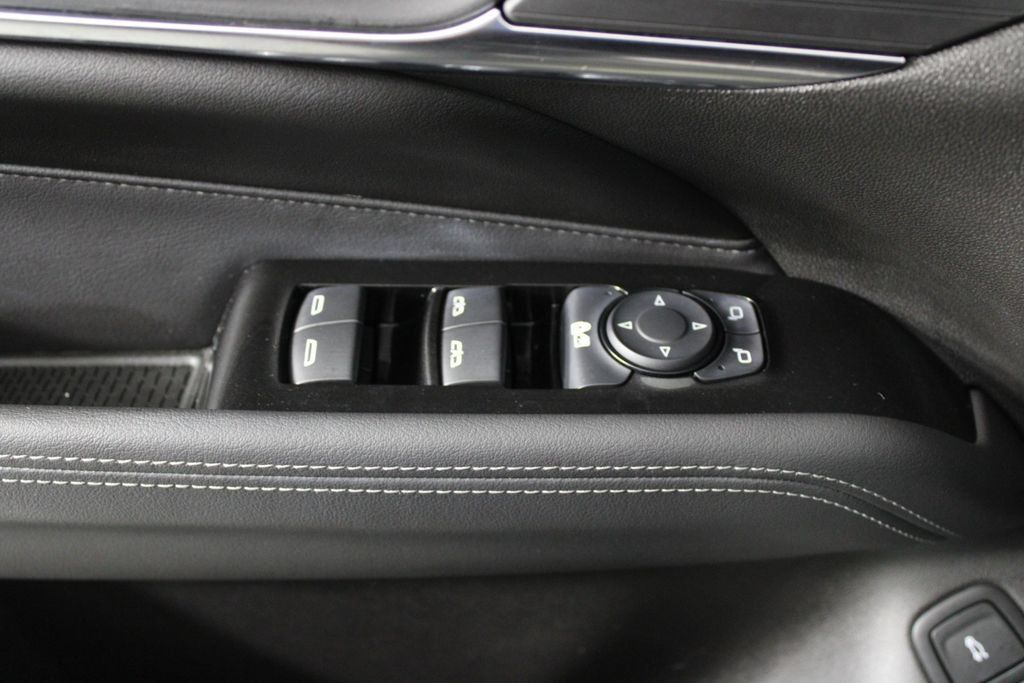 Used 2024 Cadillac CT4 Luxury RWD image 21