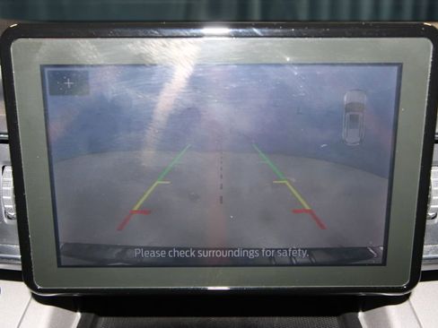 Used 2023 Ford Explorer XLT w/ Equipment Group 202A image 13