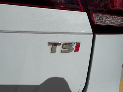 Used 2018 Volkswagen Tiguan S FWD image 26