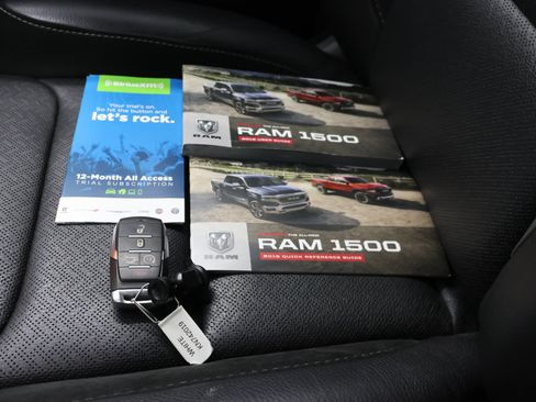 Used 2019 RAM 1500 Laramie AWD/4WD image 61