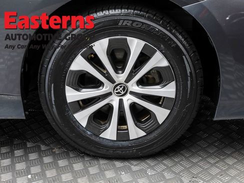 Used 2022 Toyota Prius Prime XLE image 31