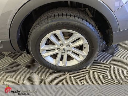 Used 2013 Ford Explorer XLT AWD/4WD image 50