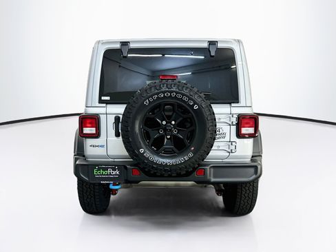 Used 2023 Jeep Wrangler Unlimited w/ Sun & Screen Package AWD/4WD image 7