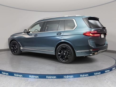 Used 2026 BMW X7 xDrive40i AWD/4WD image 3