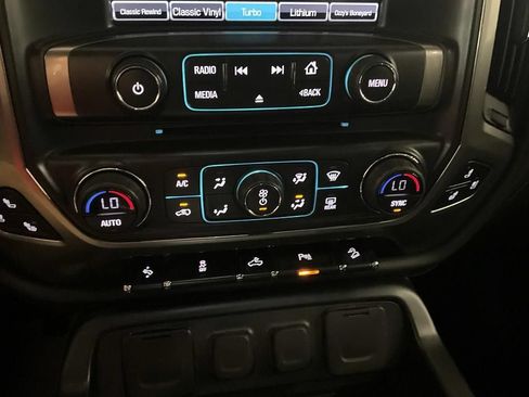 Used 2018 Chevrolet Silverado 1500 LTZ Z71 w/ Redline Edition AWD/4WD image 20