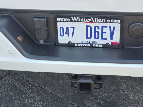 Used 2024 Chevrolet Silverado 1500 High Country image 21