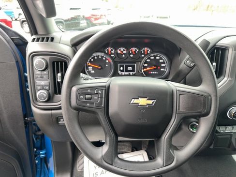 Used 2023 Chevrolet Silverado 1500 Custom image 13