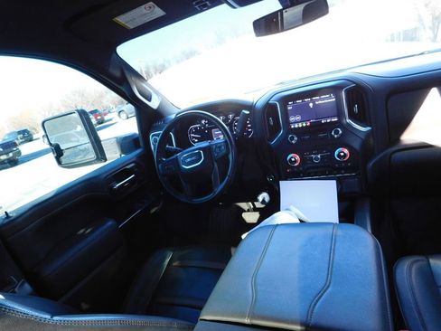 Used 2023 GMC Sierra 2500 AT4 w/ Gooseneck/5TH Wheel Package image 6